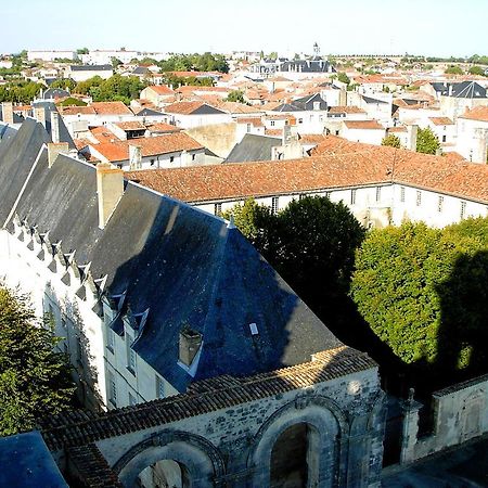 Abbaye Royale 호텔 Saint-Jean-dʼAngély 외부 사진
